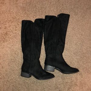tall black boots